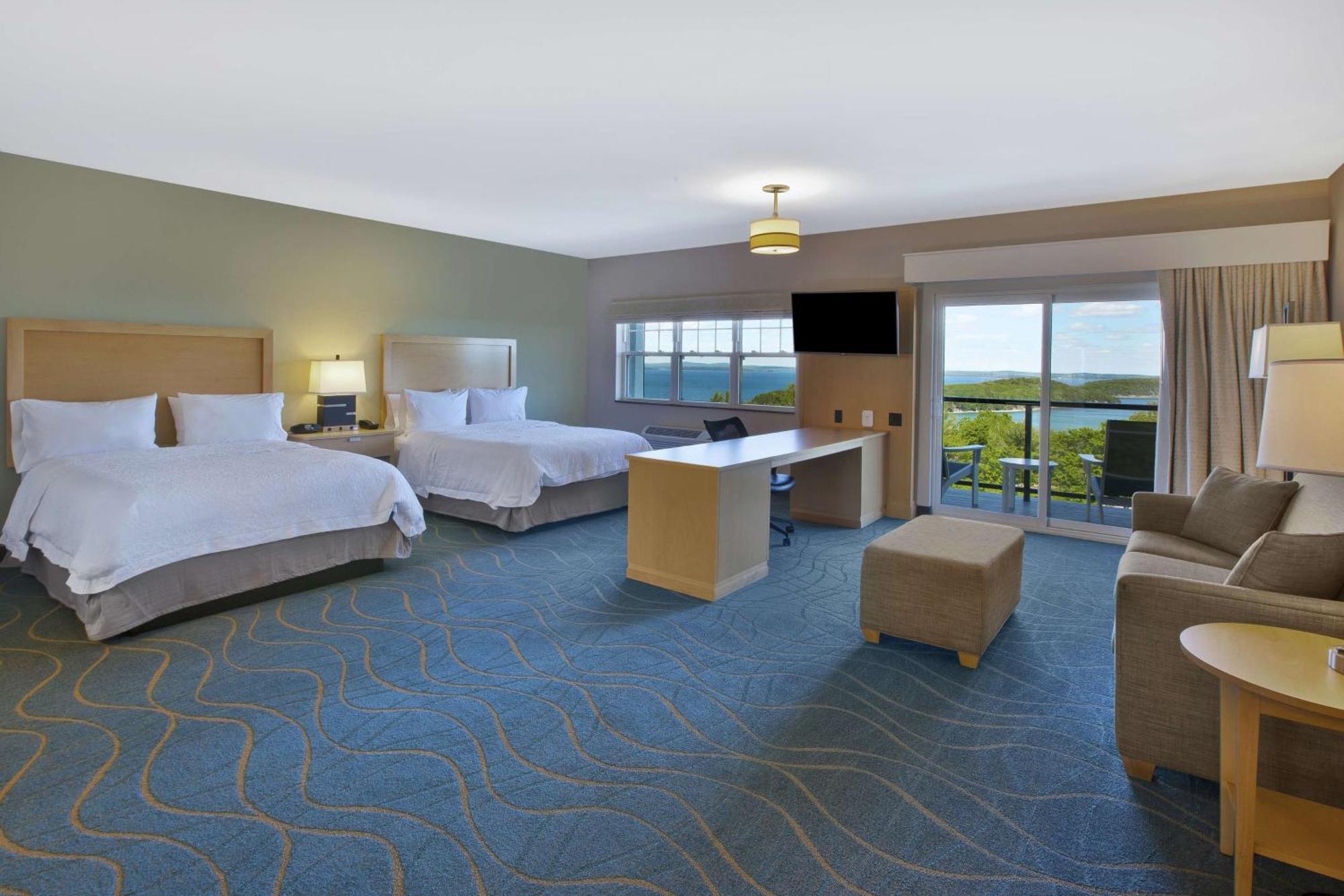 Hampton Inn Бар Харбор Экстерьер фото
